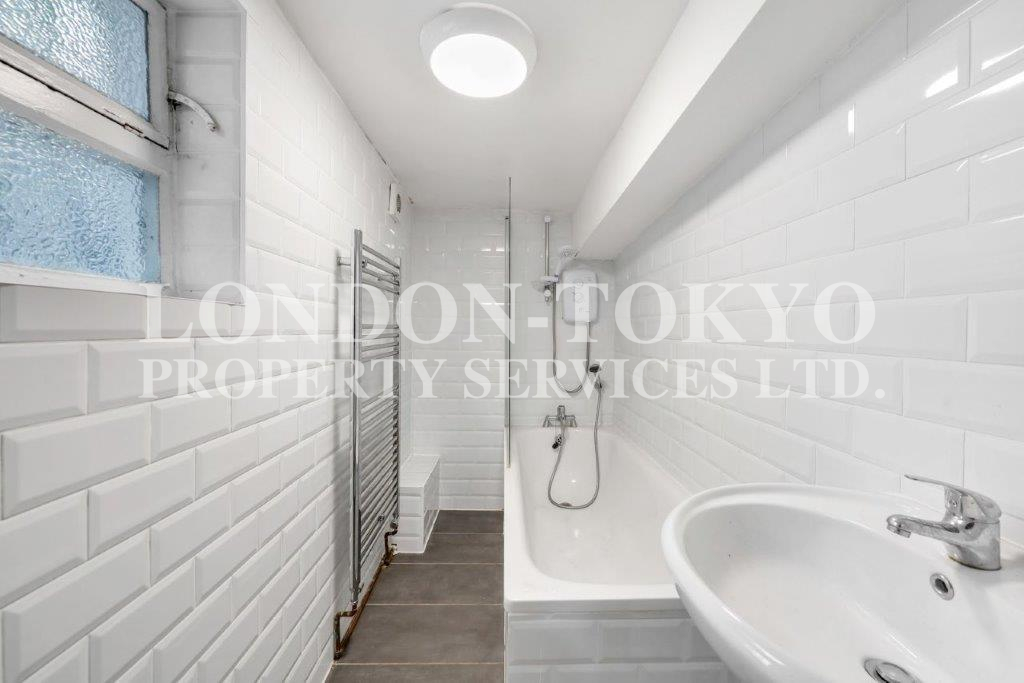 Hammersmith Grove W6 :: London-Tokyo Property Service